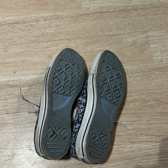 Vintage flower printed blue size 7 converse low tops - Picture 5 of 7